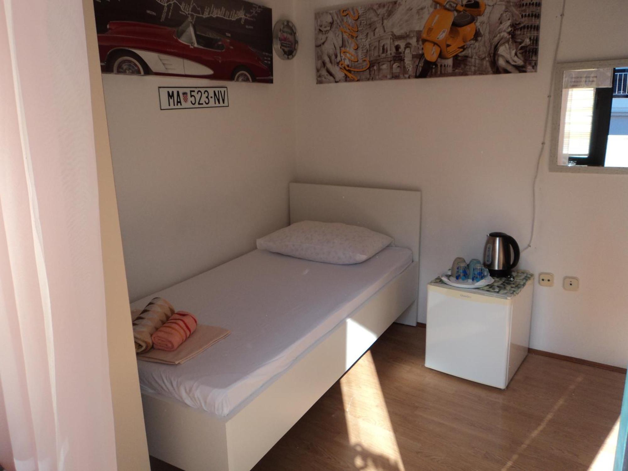 Rooms Tia 巴什卡沃达 外观 照片